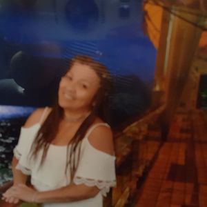 Meet your Posher, Ines